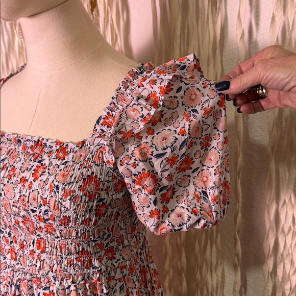 Vineyard Vines Smocked Puff Sleeve Midi Dress in Navy and Orange Floral L - Picture 4 of 13
